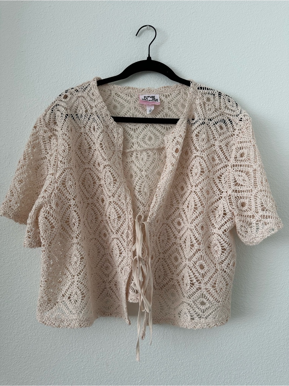Crochet Tie-Front Short Sleeve Tunic Top in Beige
